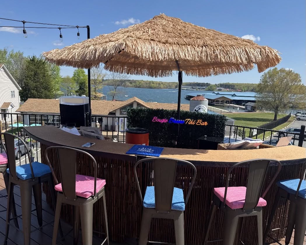 The Lounge near Lake Anna Yacht Club